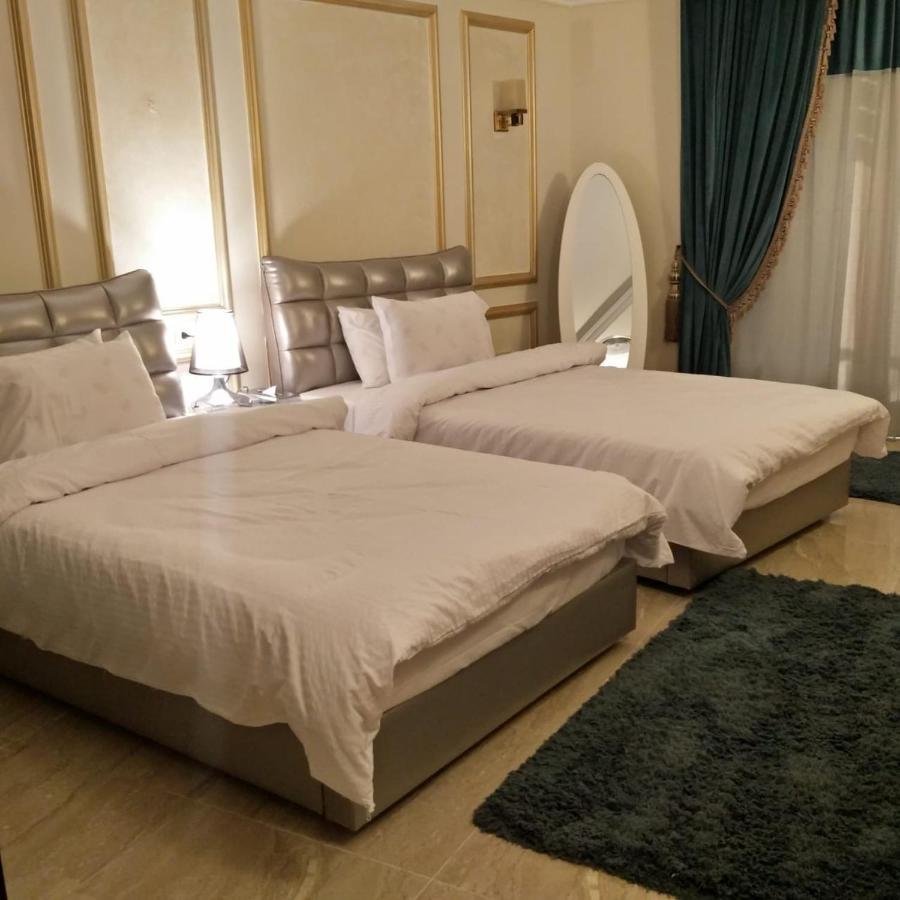 Fleet Club Mahrousa อเล็กซานเดรีย ภายนอก รูปภาพ A bedroom in the hotel