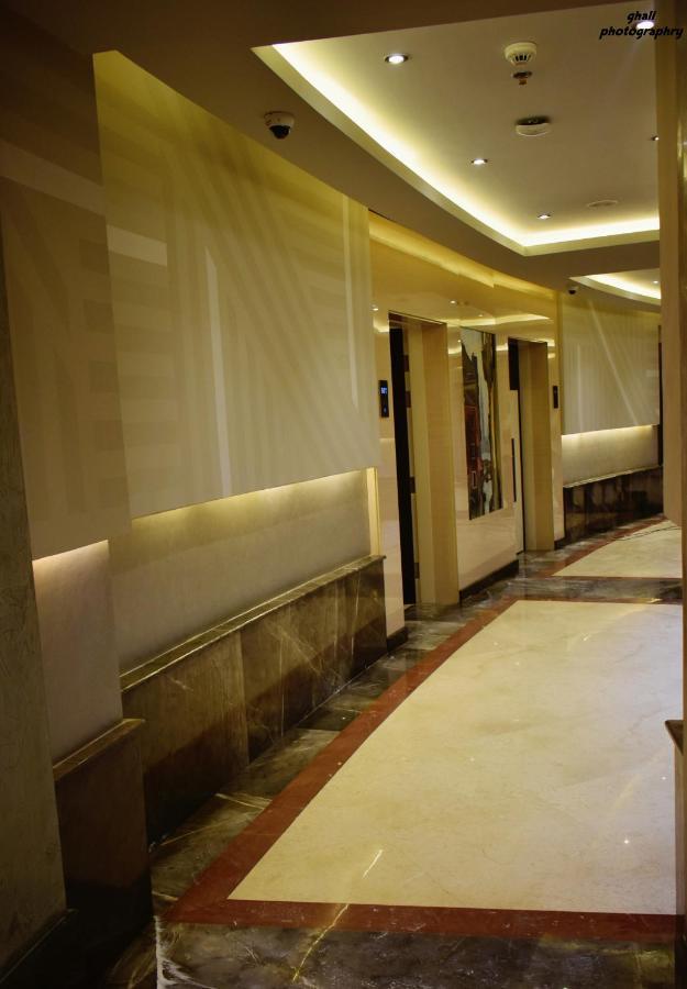 Fleet Club Mahrousa อเล็กซานเดรีย ภายนอก รูปภาพ The elevators