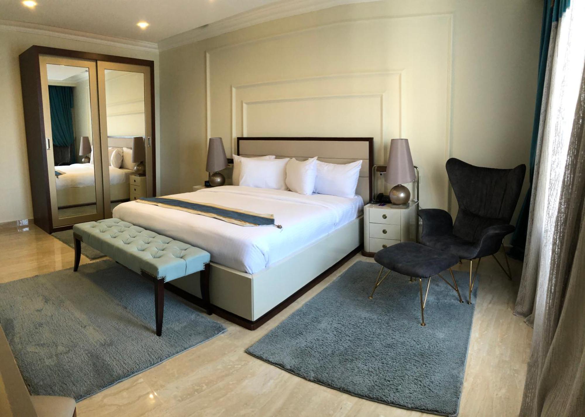 Fleet Club Mahrousa อเล็กซานเดรีย ภายนอก รูปภาพ A bedroom at the hotel