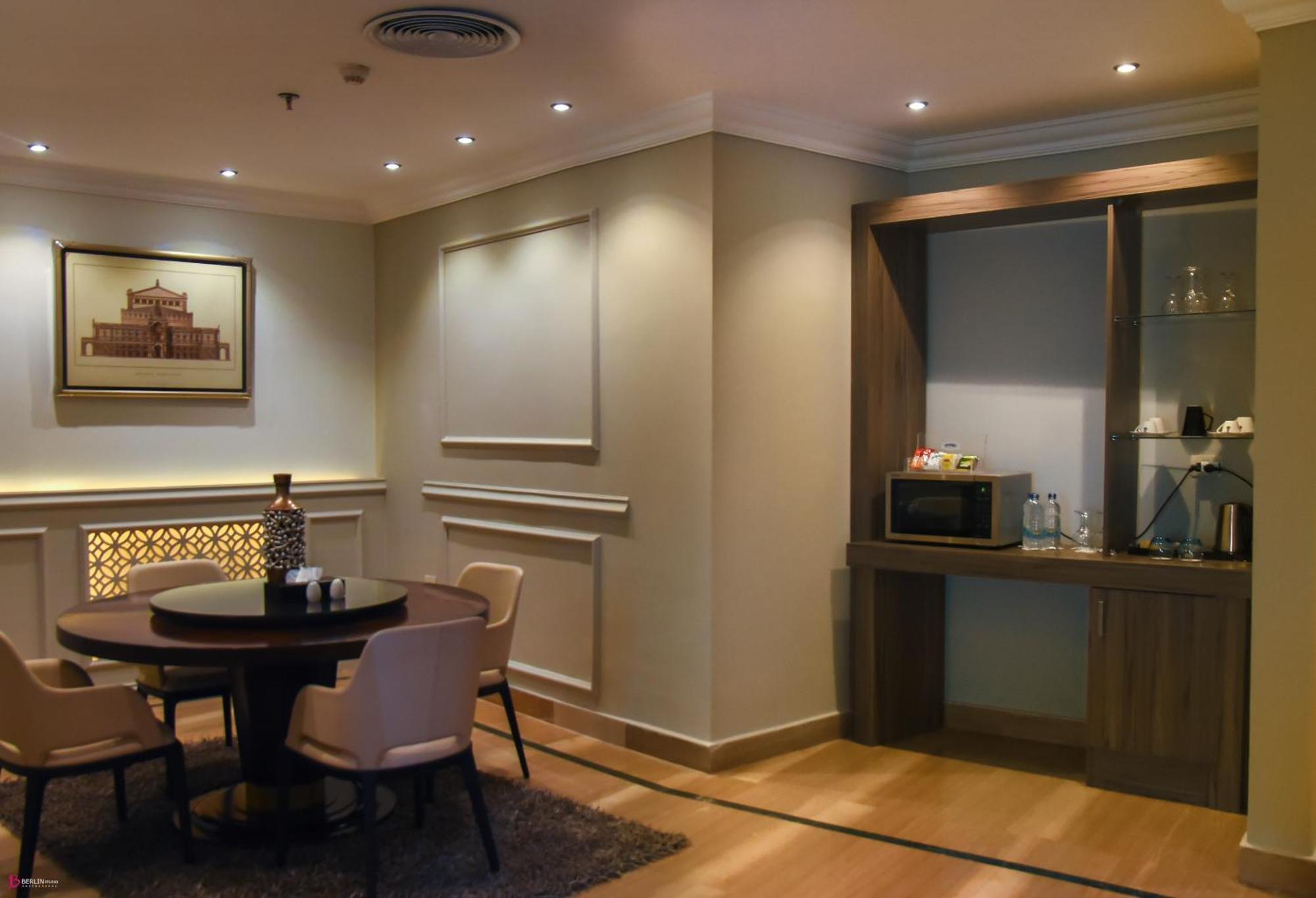 Fleet Club Mahrousa อเล็กซานเดรีย ภายนอก รูปภาพ The interior of the club